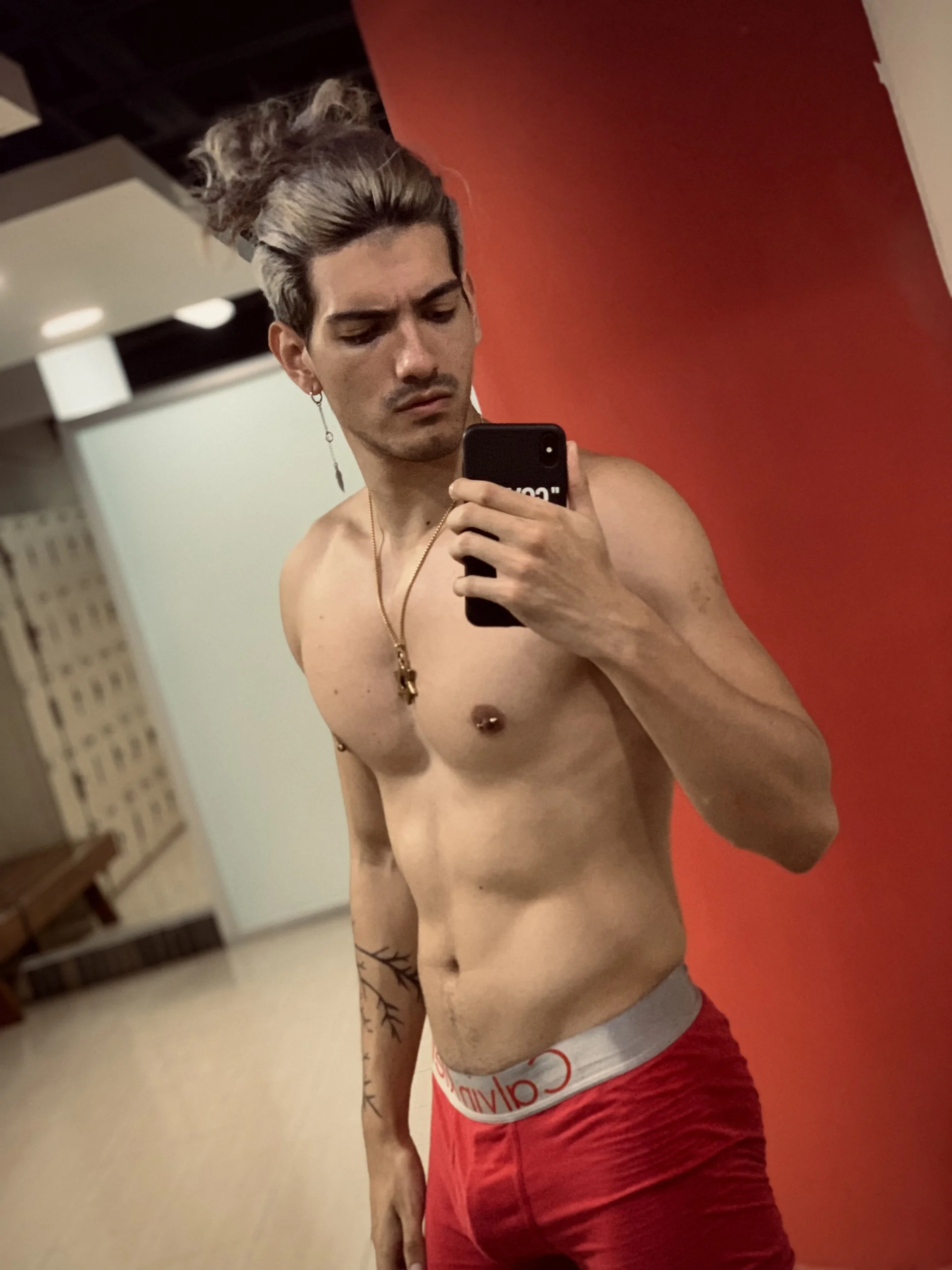 XXX Porn Photo of Nude bbbeachboy 64