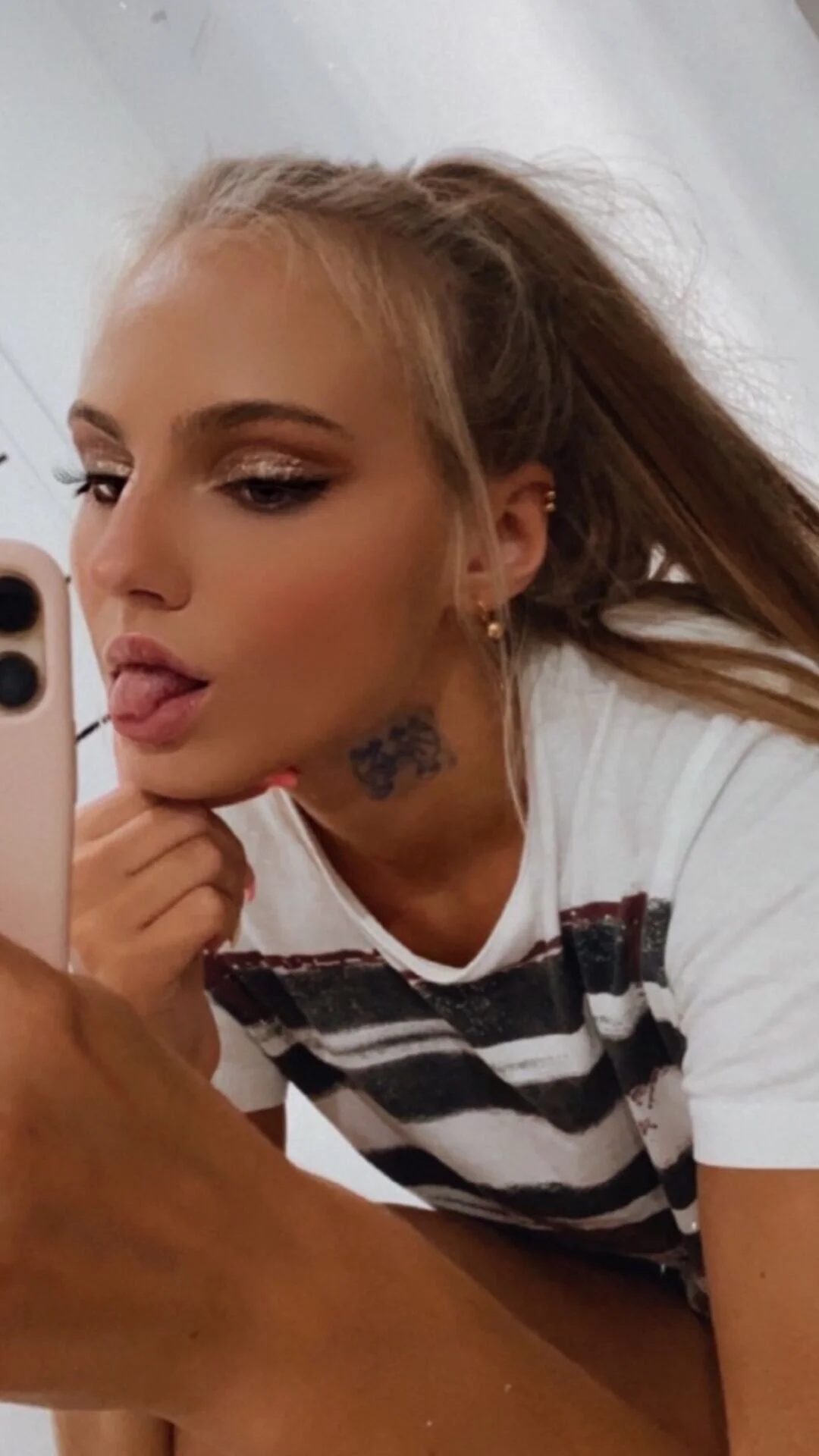 XXX Porn Photo of Nude MelissaMelrey 95