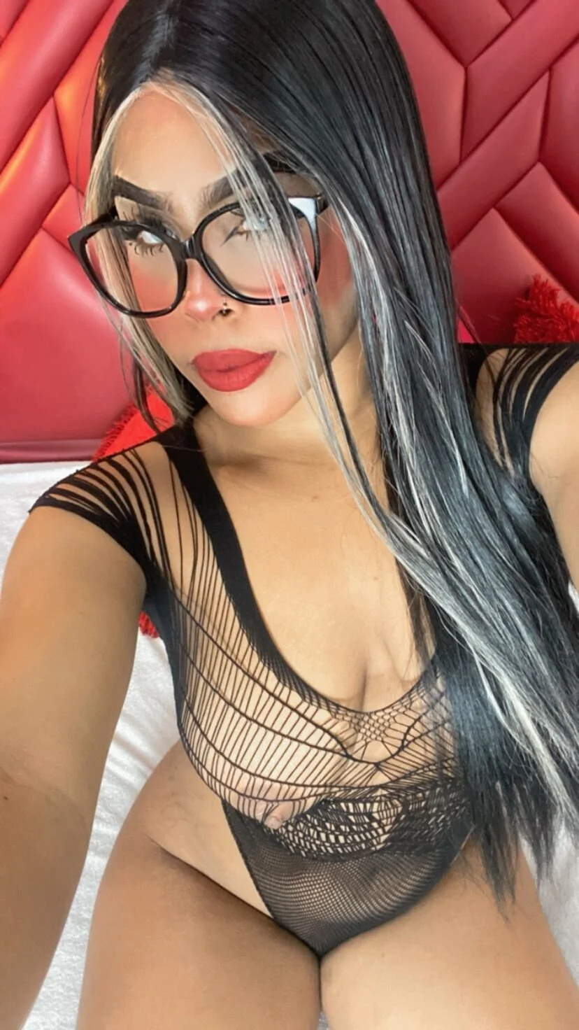 XXX Porn Photo of Nude VeronicaLodge23 40