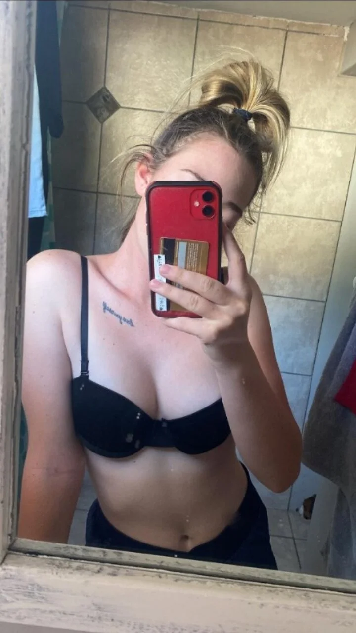 XXX Porn Photo of Nude RoxyandRocky 24