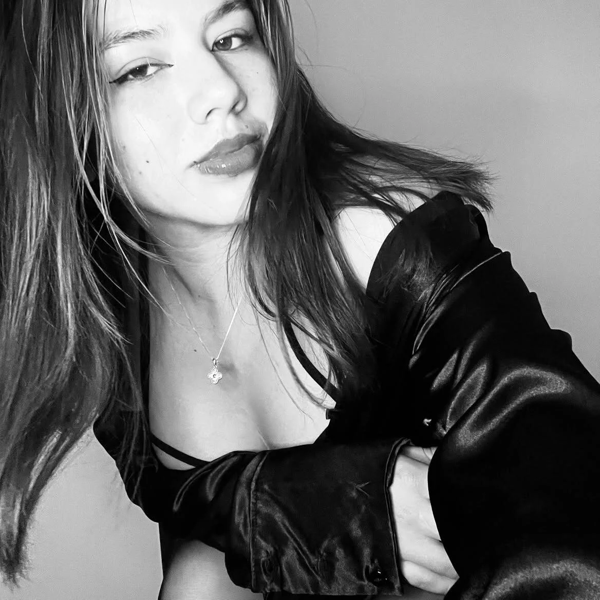 XXX Porn Photo of Nude sky_valen 12