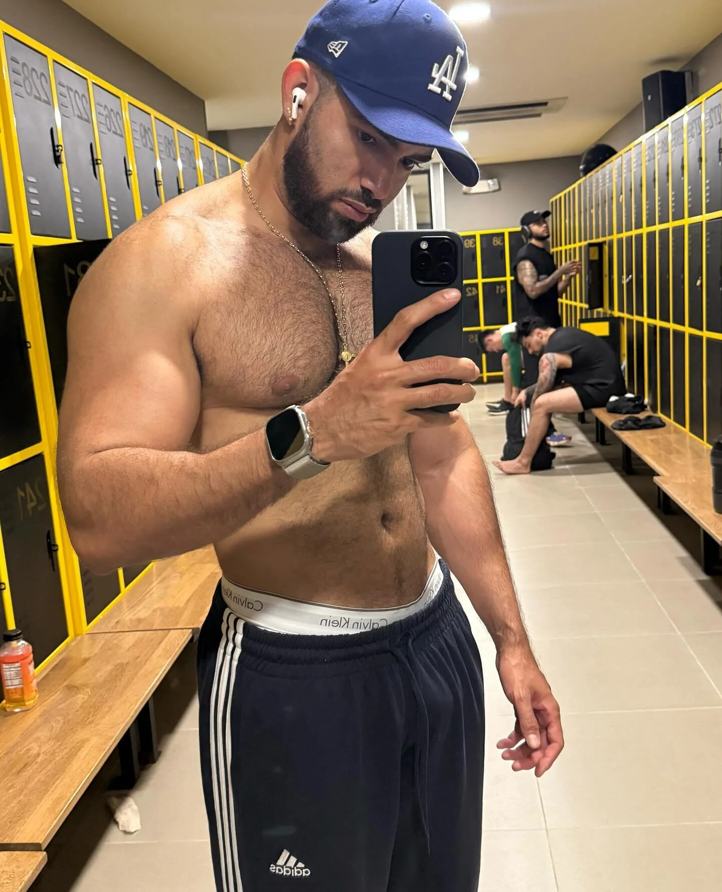 XXX Porn Photo of Nude simonleon27 5