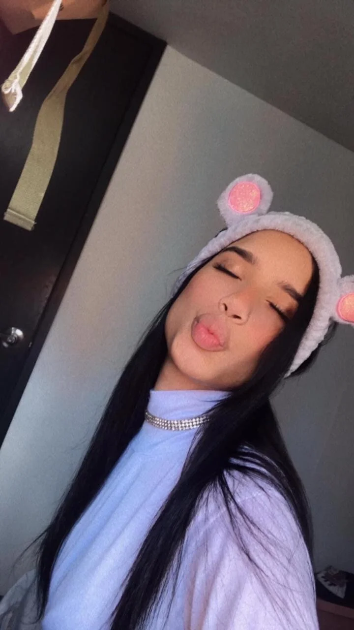 XXX Porn Photo of Nude Praga_Pink 3