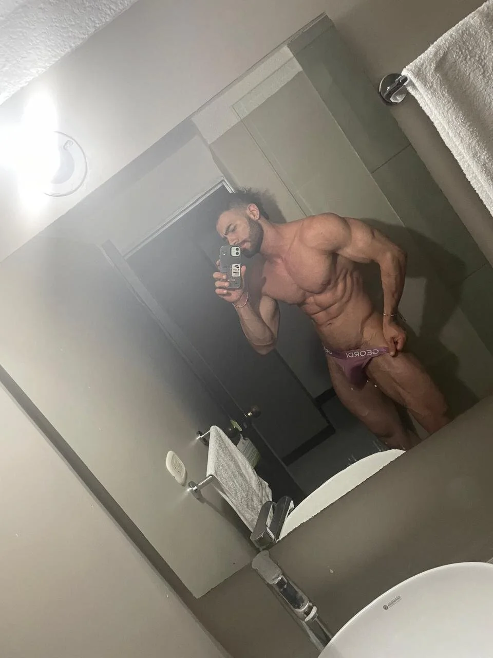 XXX Porn Photo of Nude Austin_bolt 13