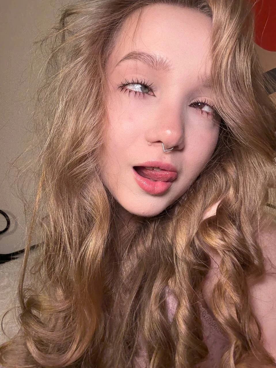 XXX Porn Photo of Nude bambi_lu 550