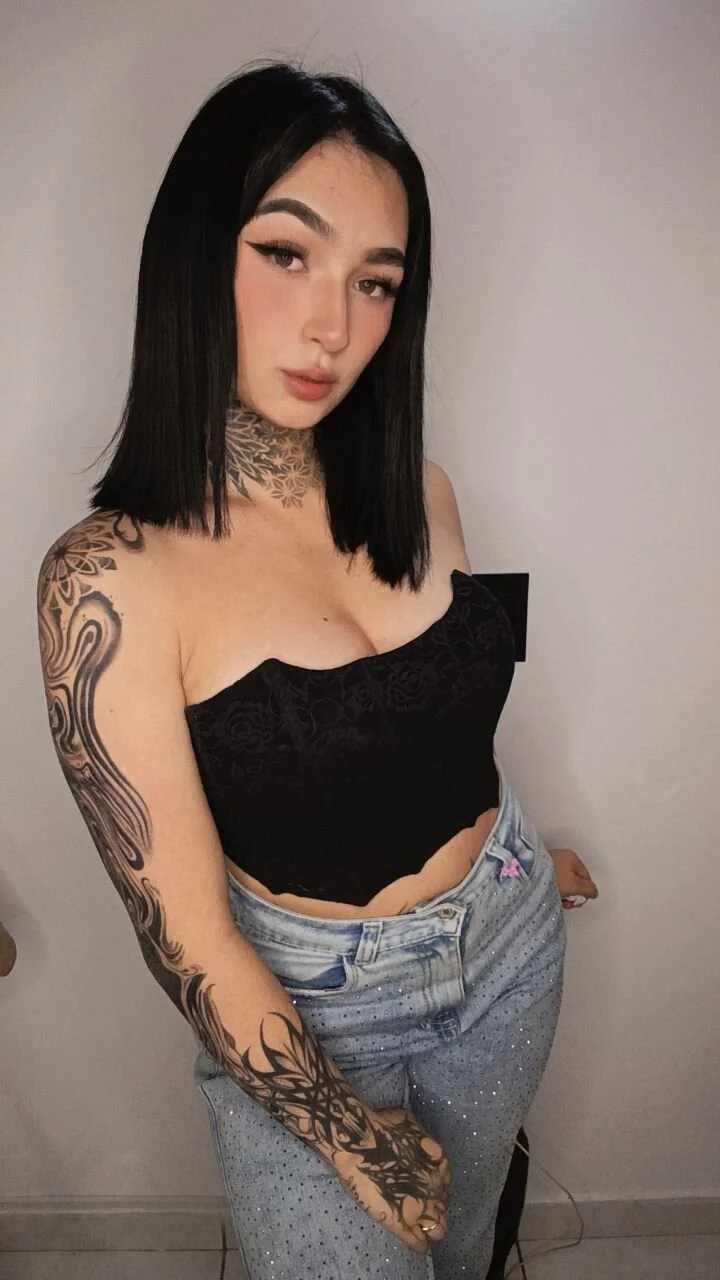 XXX Porn Photo of Nude Ashleyy_Morgann 4