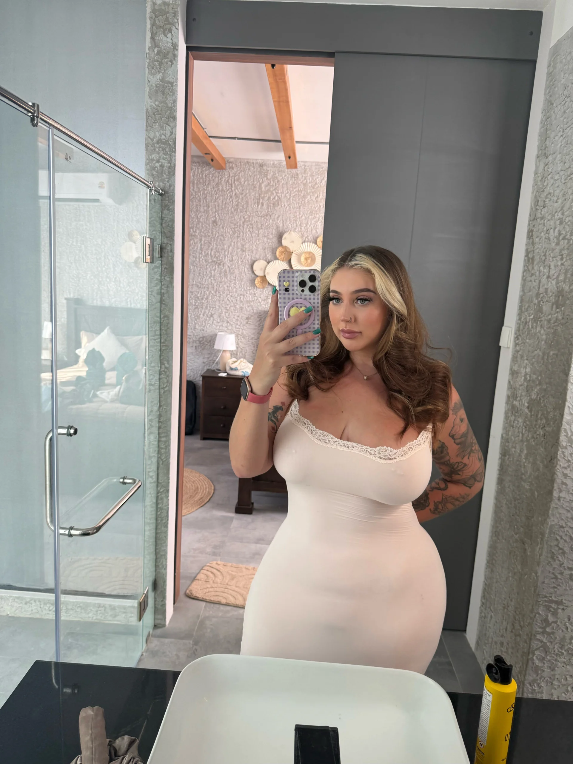 XXX Porn Photo of Nude Amiraxevans 10