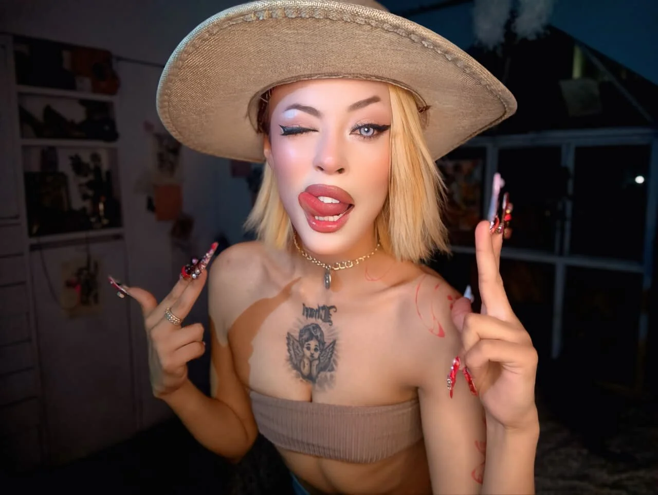 XXX Porn Photo of Nude Angelique_hafner 13