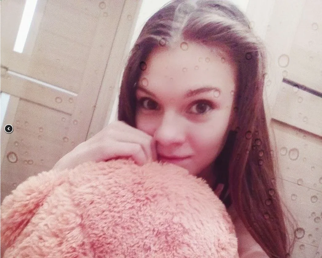XXX Porn Photo of Nude MollyLollipop 2