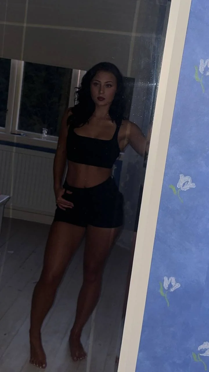 XXX Porn Photo of Nude Swedishciara 5