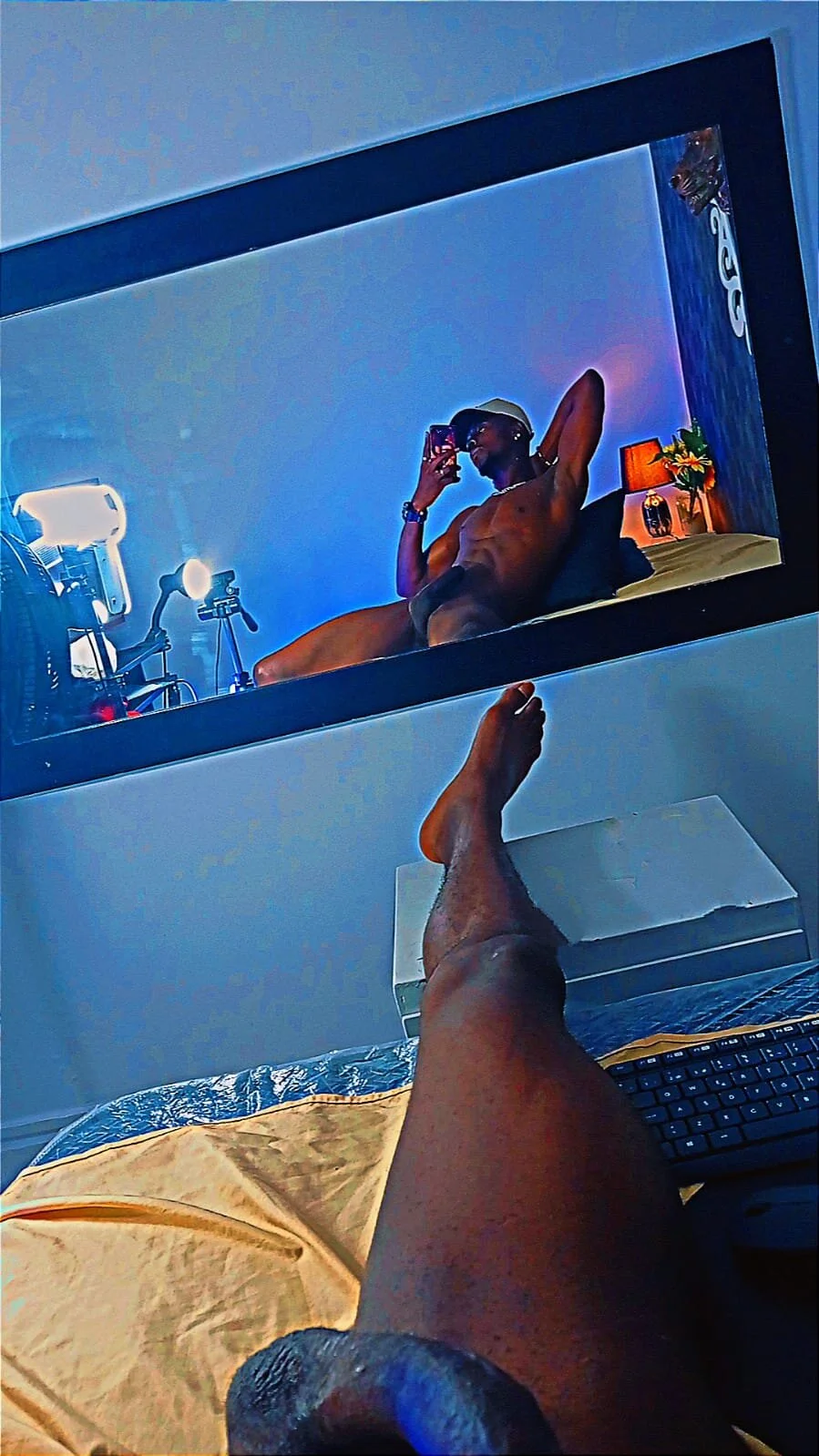 XXX Porn Photo of Nude Aroonsexyboy 28