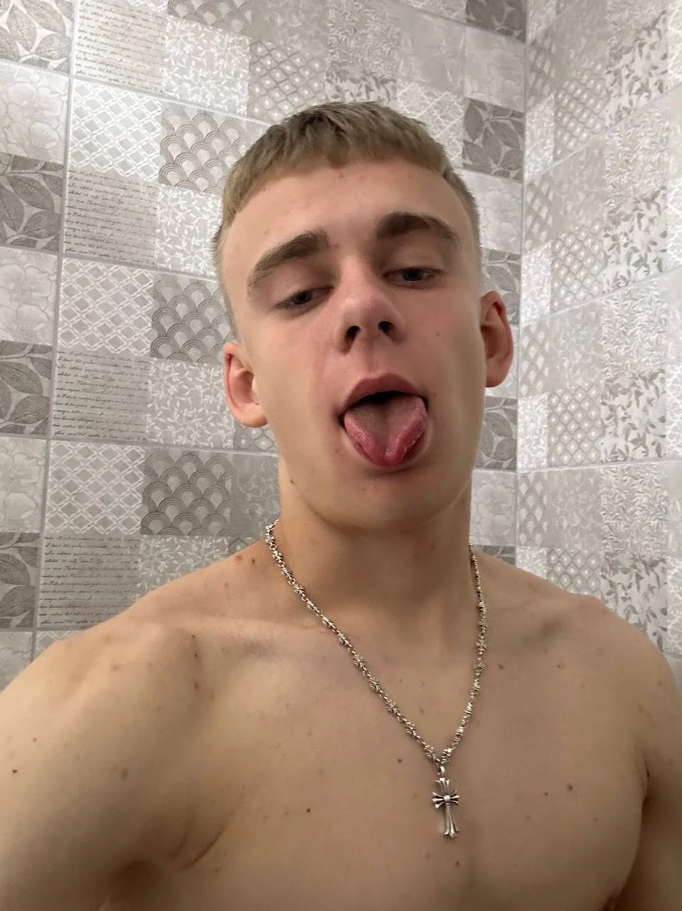 XXX Porn Photo of Nude SoloFury 10