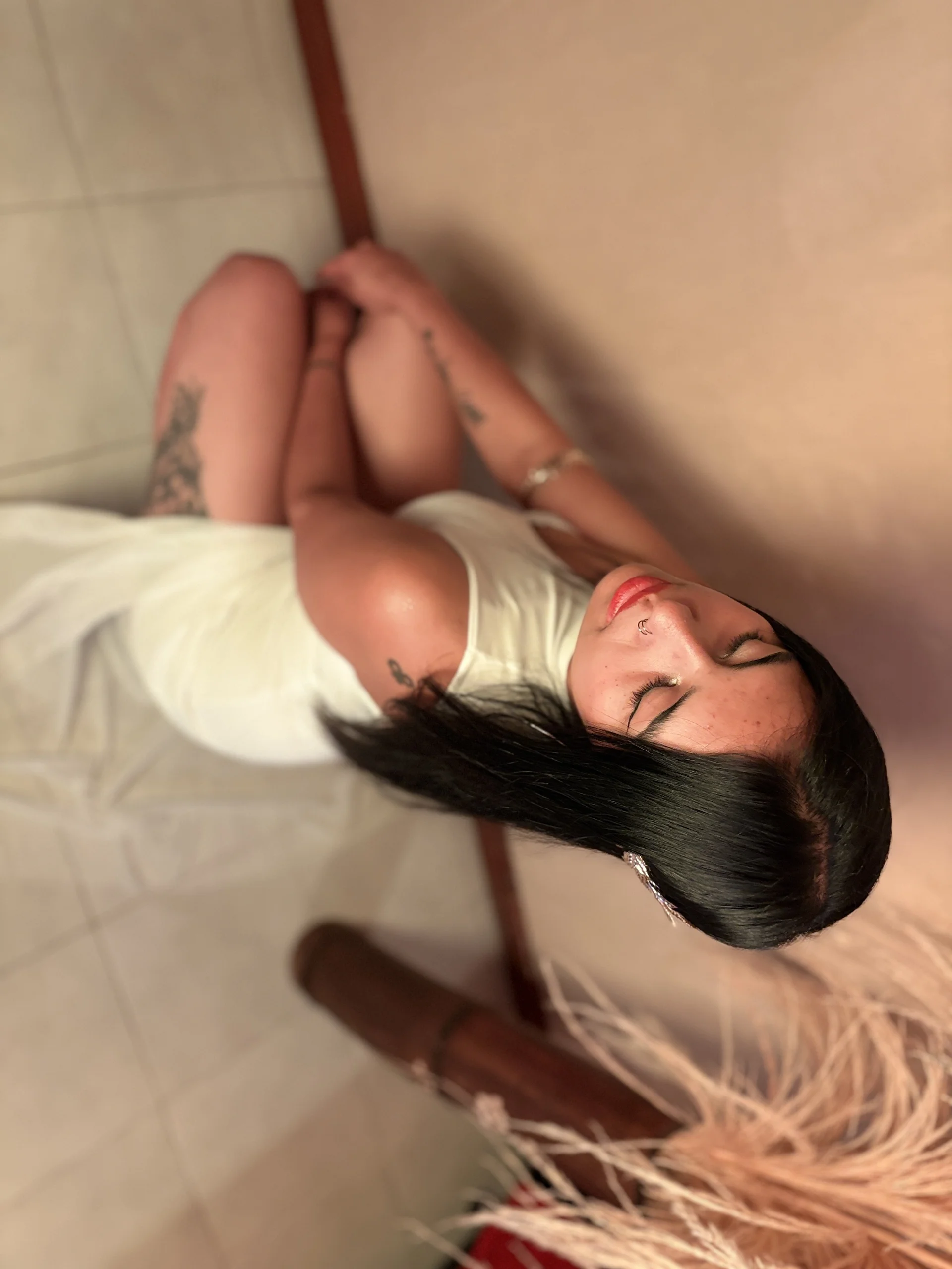 XXX Porn Photo of Nude Sub_Scarlett 31