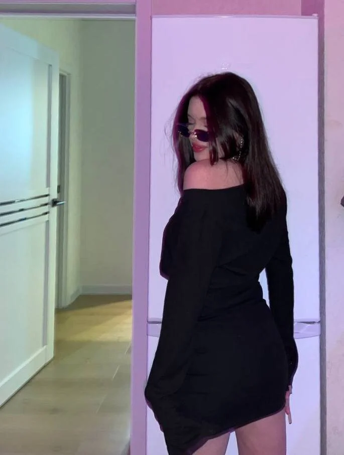 XXX Porn Photo of Nude JessiBlossom 4