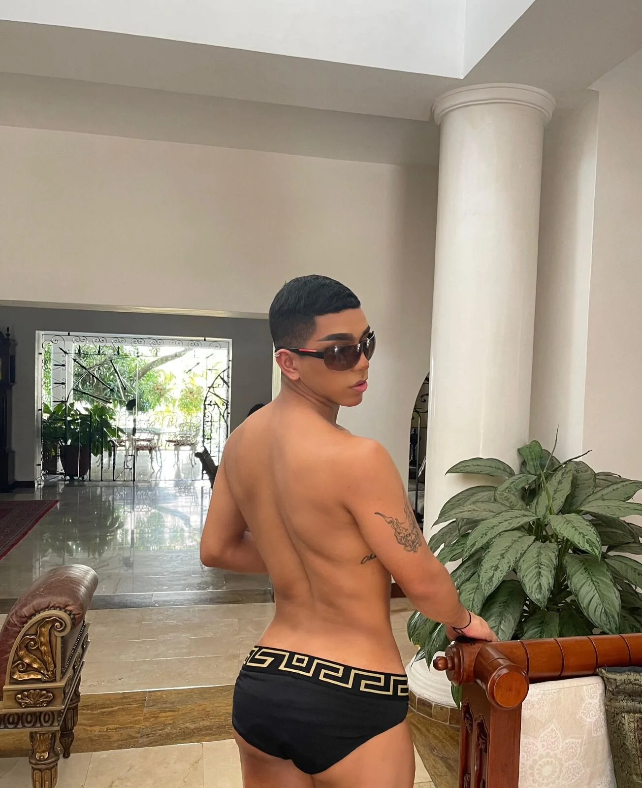 XXX Porn Photo of Nude babydragun 2