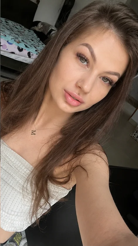 XXX Porn Photo of Nude MilaTeen 3