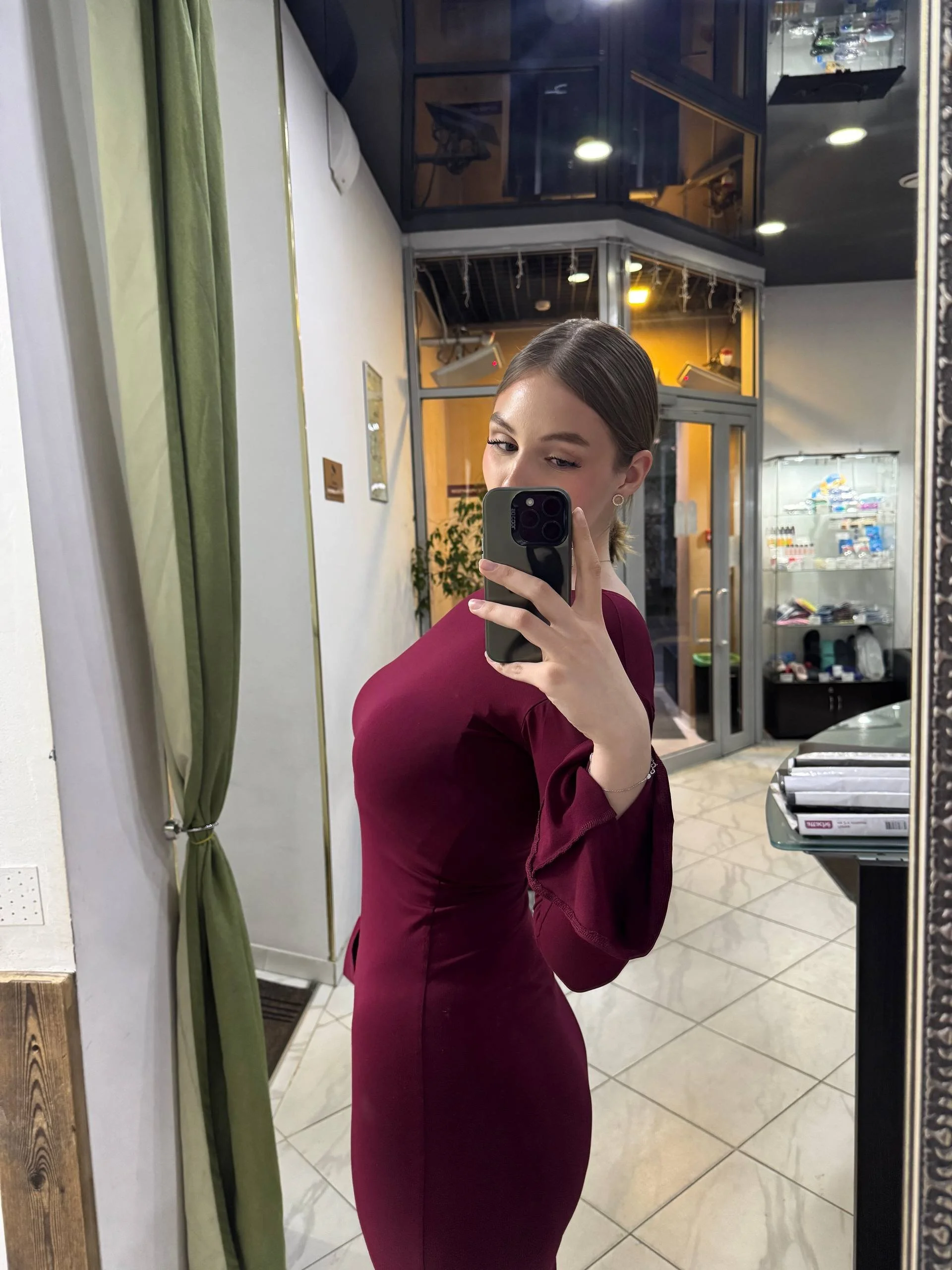 XXX Porn Photo of Nude Mia_Hart_ 2