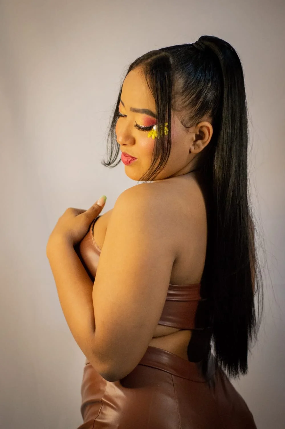 XXX Porn Photo of Nude brunetenikole02 15