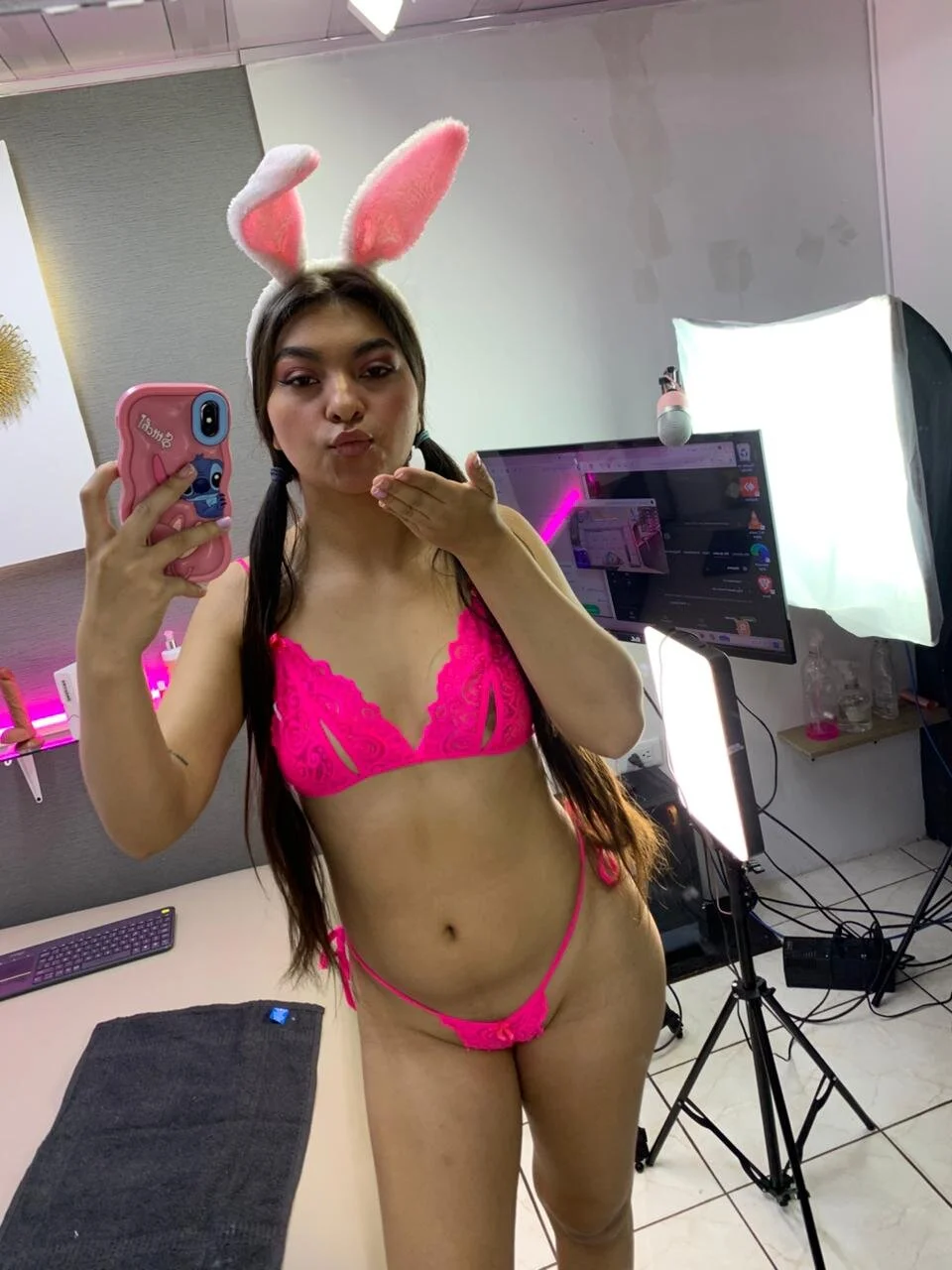 XXX Porn Photo of Nude Naomee_sun 11
