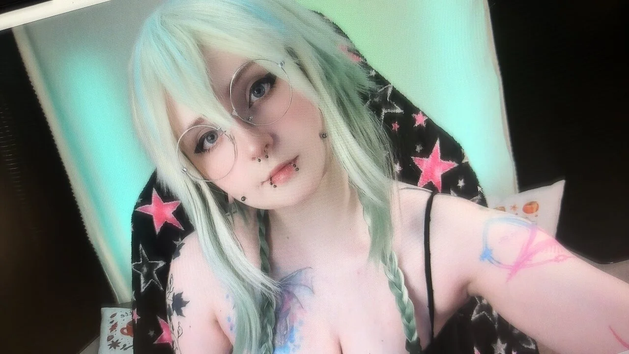 XXX Porn Photo of Nude EmmyBunny 3