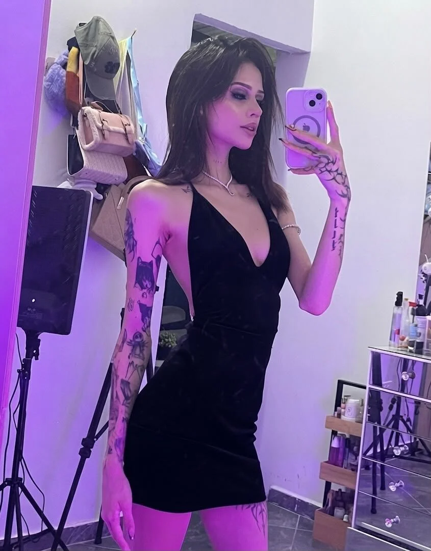 XXX Porn Photo of Nude pinksmile_1 37