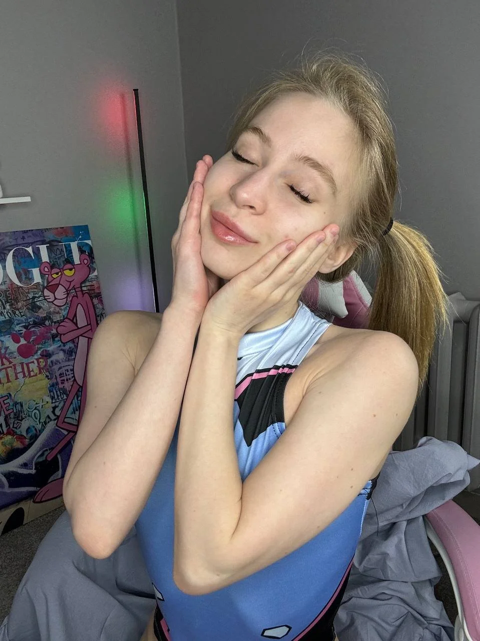 XXX Porn Photo of Nude Elis_Fox 24