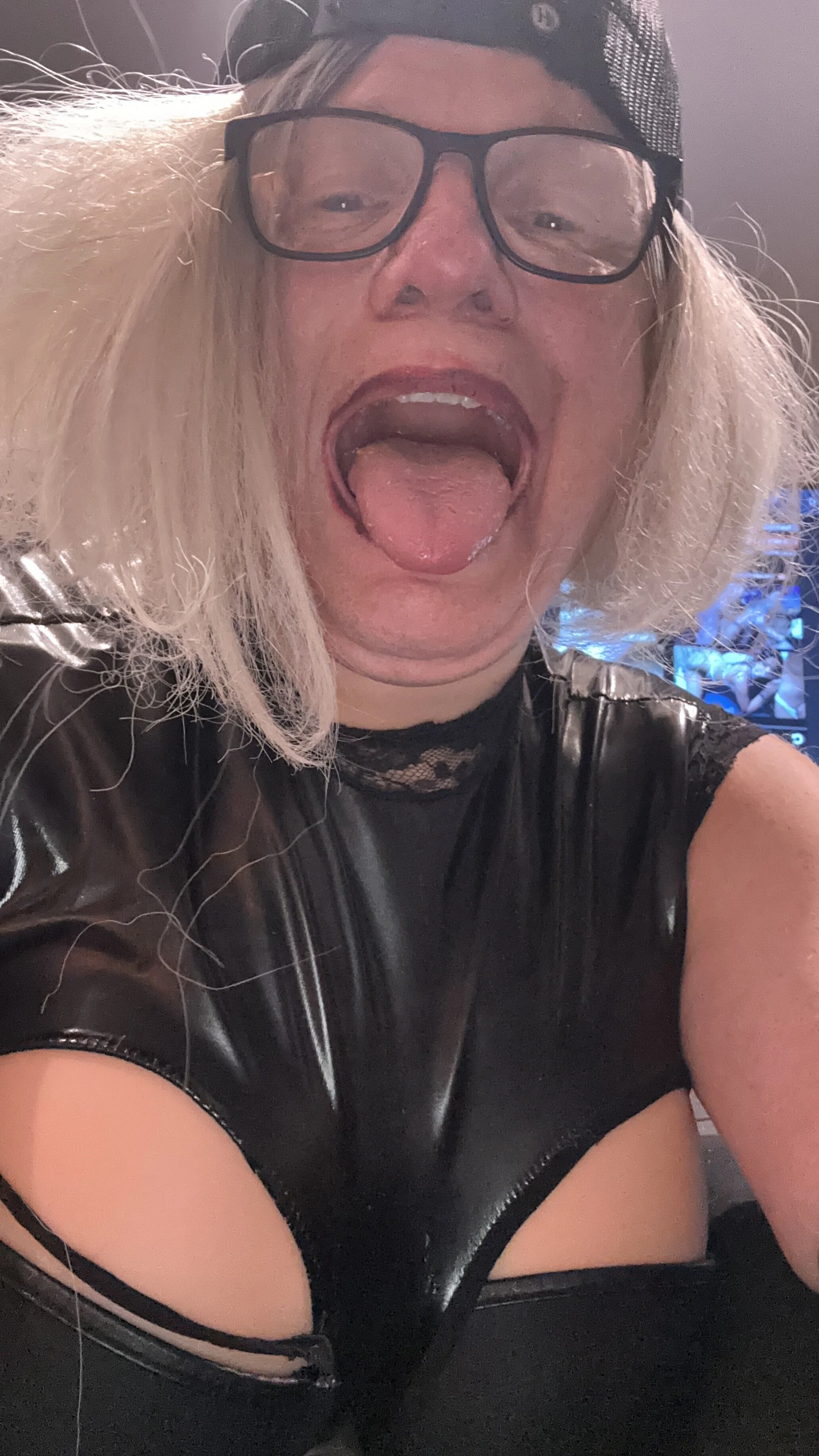 XXX Porn Photo of Nude TsbItch33 12