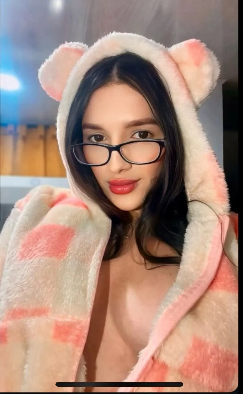 XXX Porn Photo of Nude Violett_hott_ 8