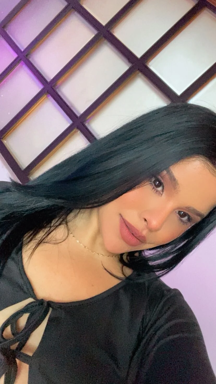 XXX Porn Photo of Nude its_aisha1 21