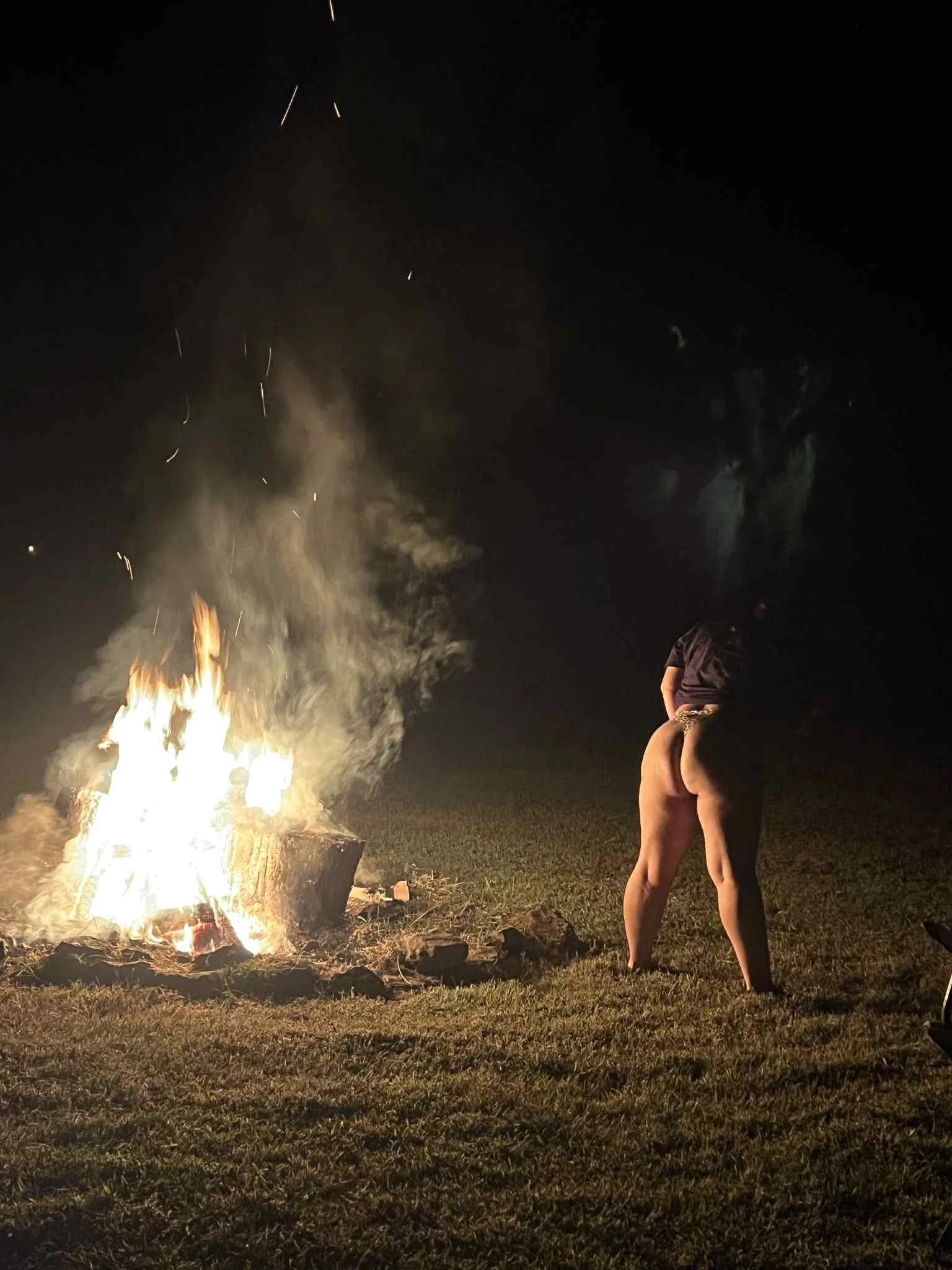 XXX Porn Photo of Nude thickfarmtwat 4