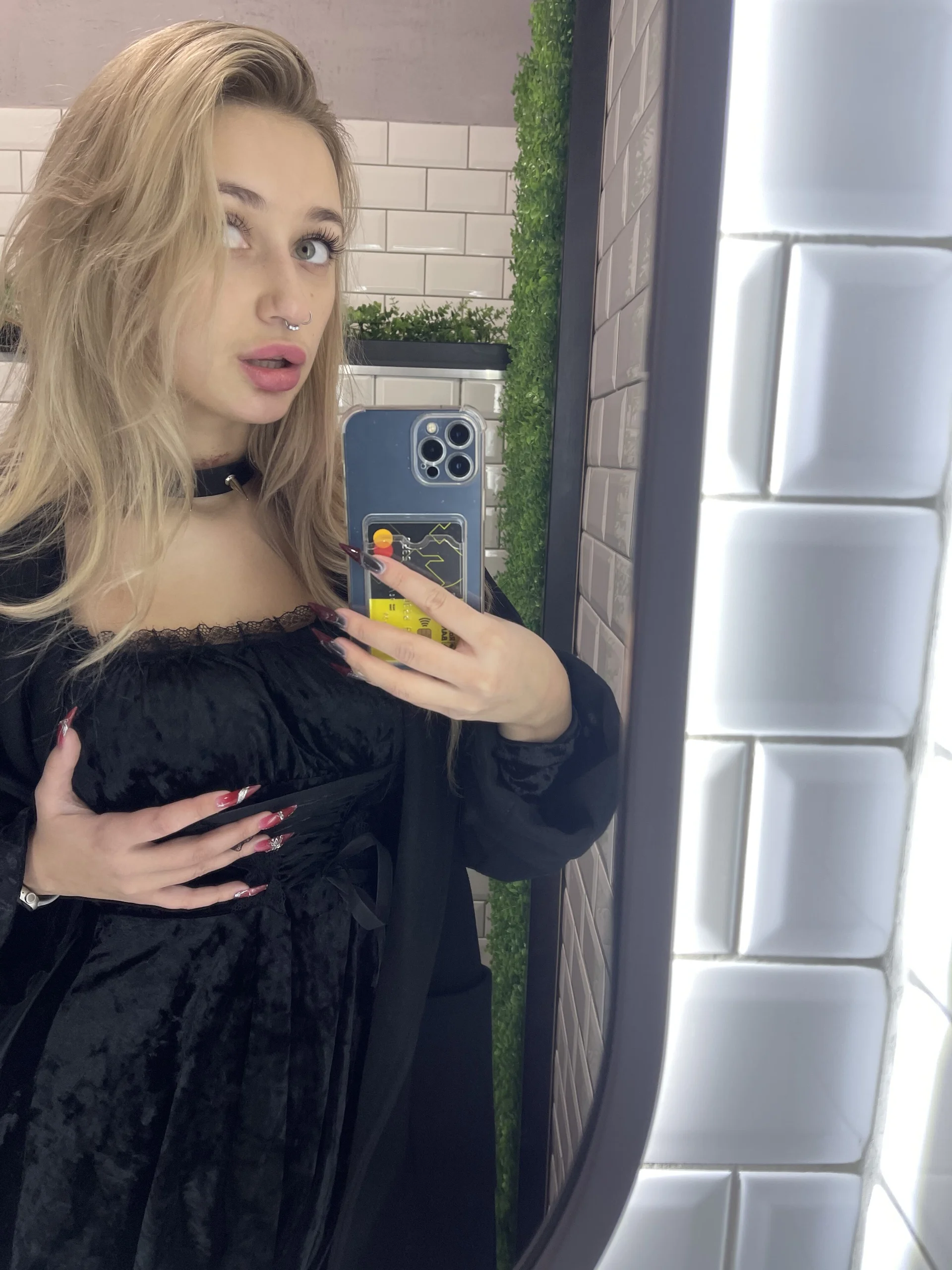 XXX Porn Photo of Nude _Kiss_me_hard_ 60