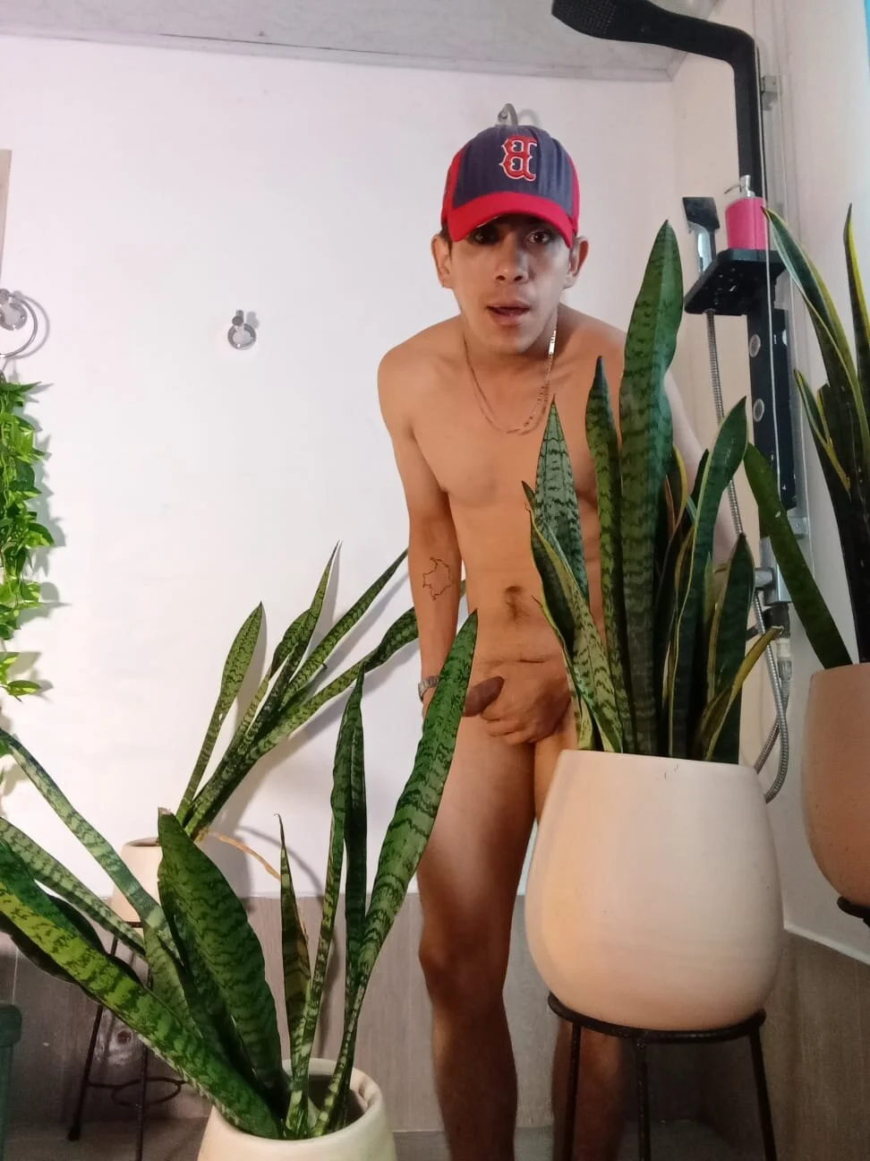 XXX Porn Photo of Nude Adrian_fire 85