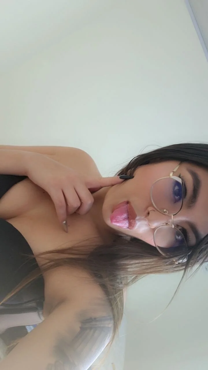 XXX Porn Photo of Nude miia-smith97 3