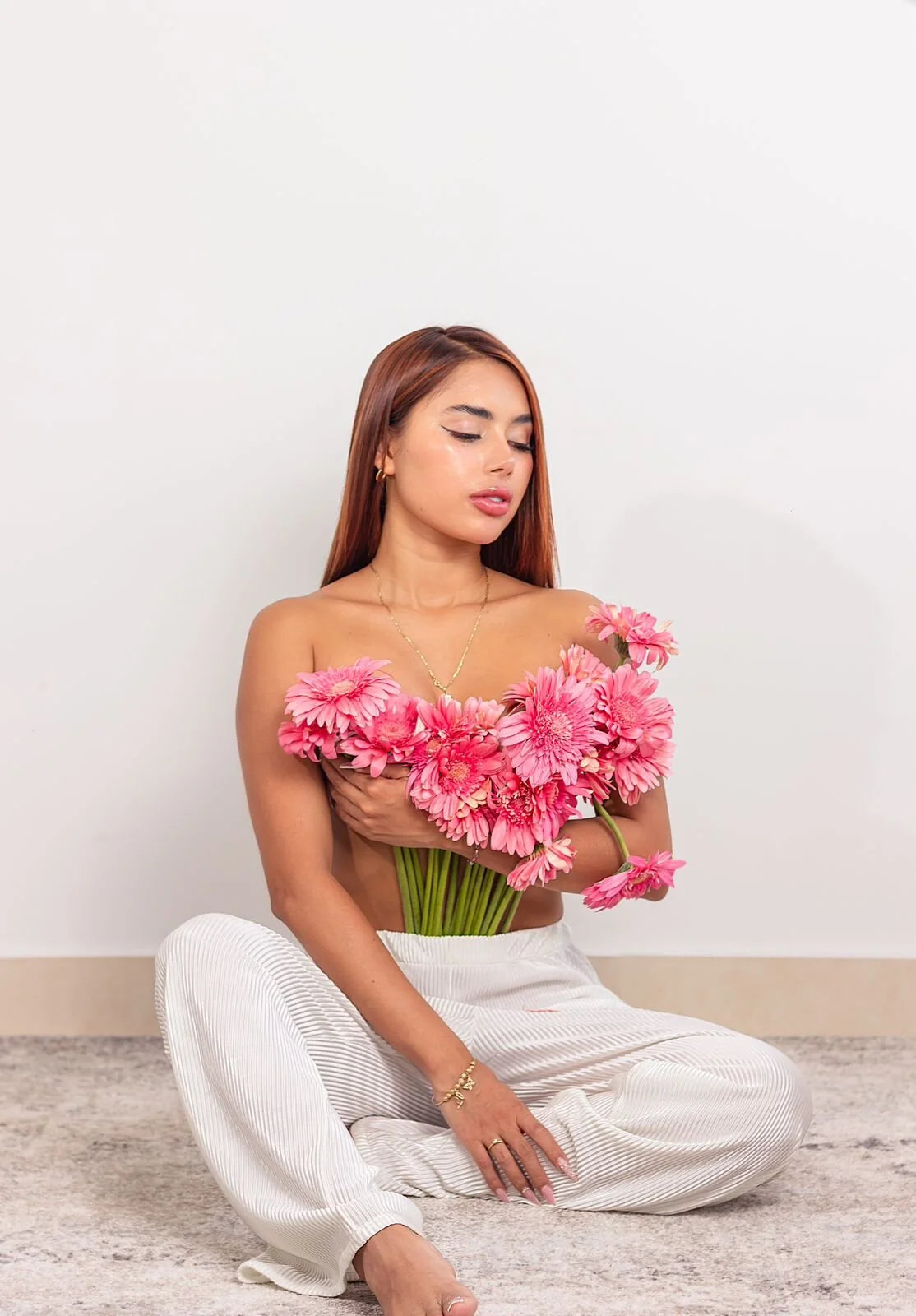 XXX Porn Photo of Nude ManeSummers 63