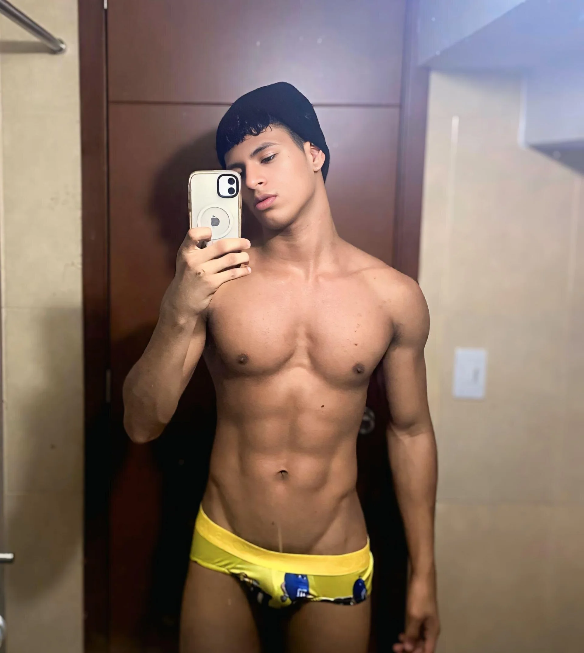 XXX Porn Photo of Nude Nicolas_brown_ 1
