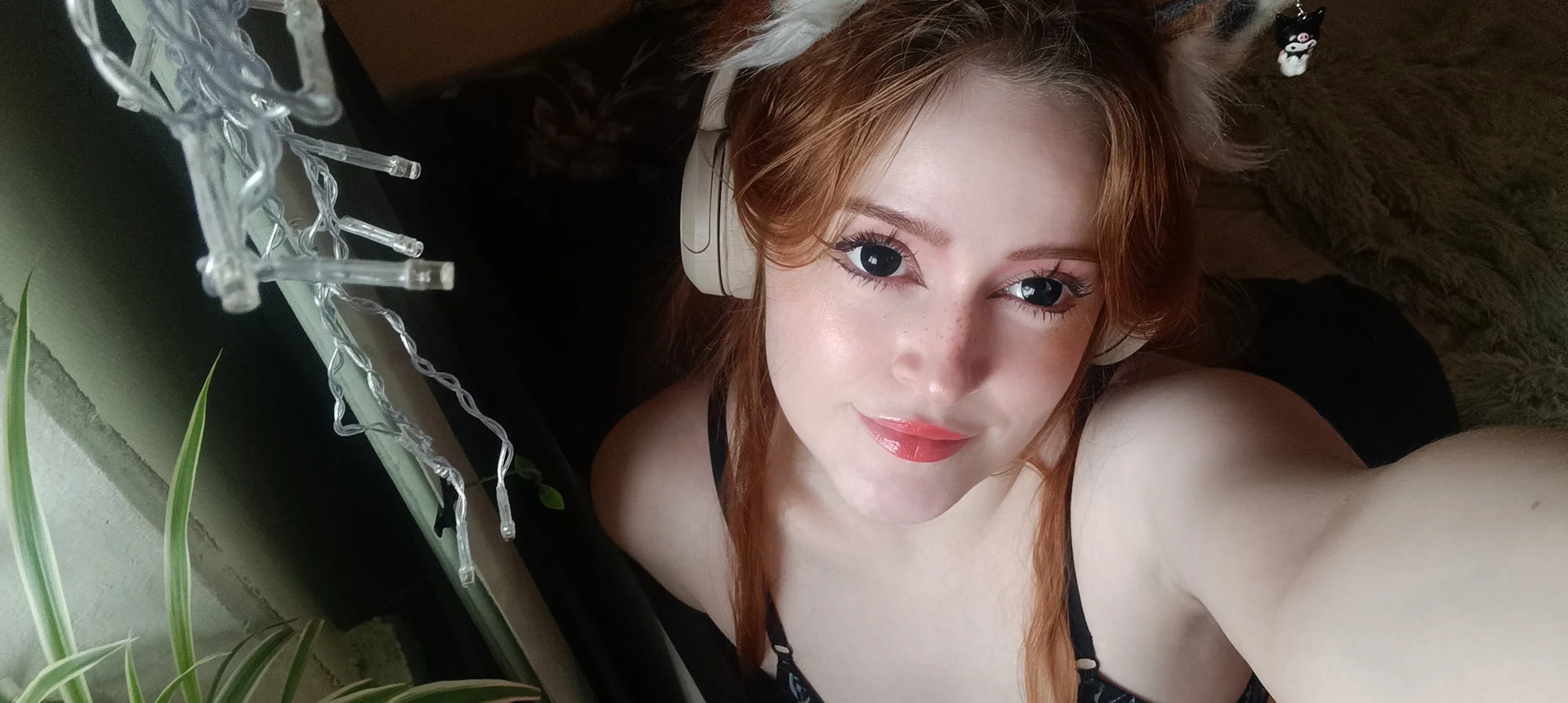 XXX Porn Photo of Nude LittleFoxHole 8