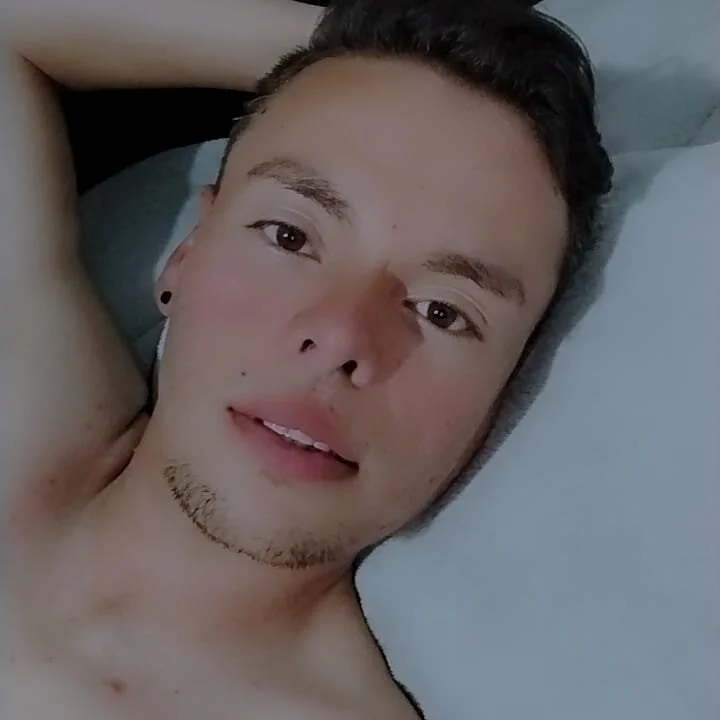 XXX Porn Photo of Nude Damiianm 24