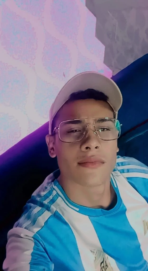 XXX Porn Photo of Nude Bigx_Twink__ 1