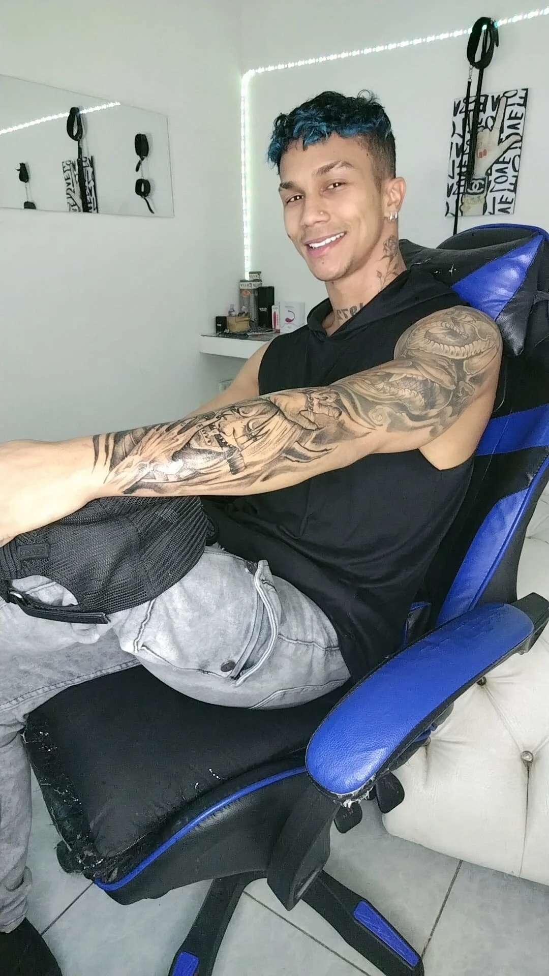 XXX Porn Photo of Nude Leonard_Price 23