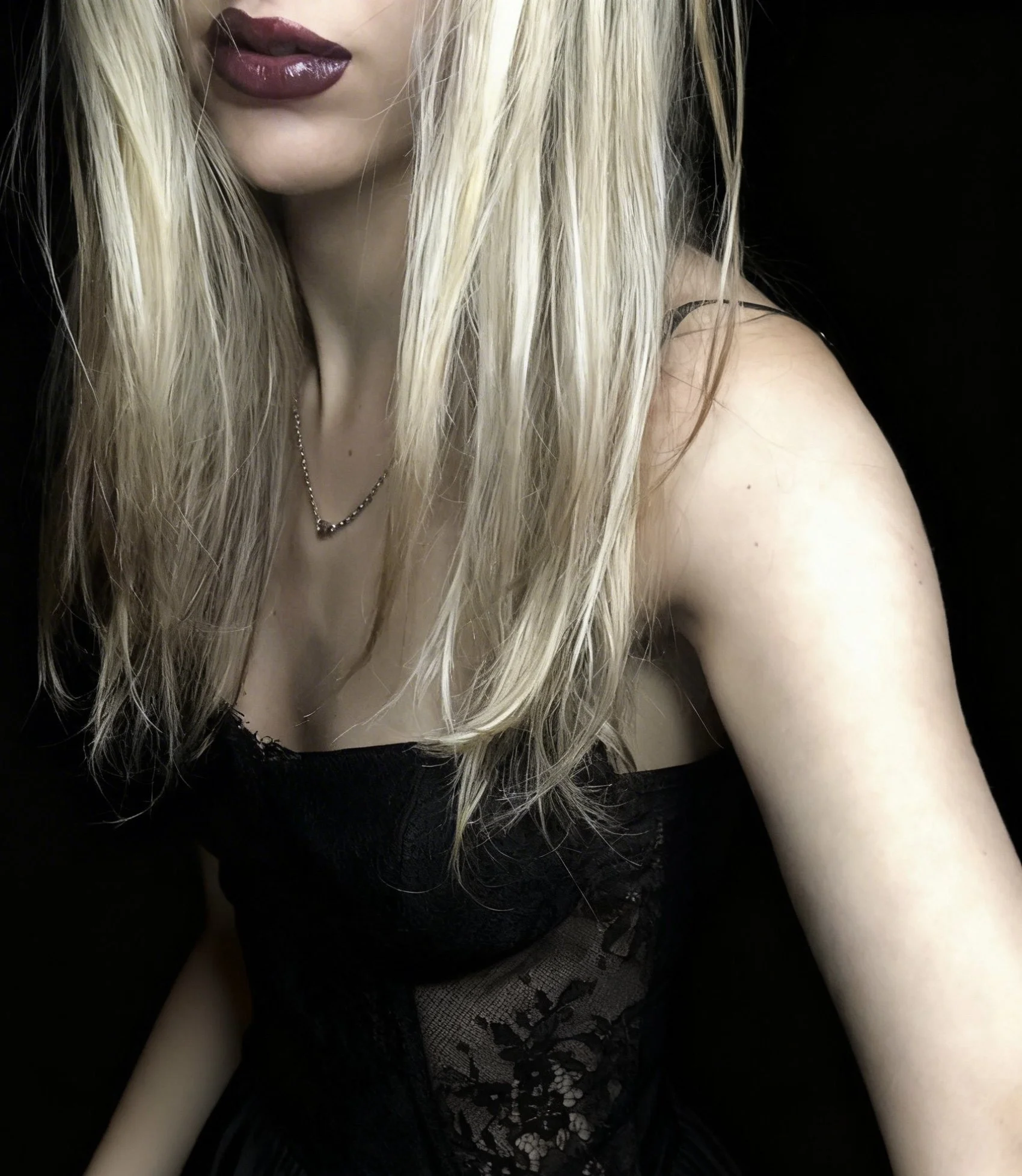 XXX Porn Photo of Nude poisoninthespace 4