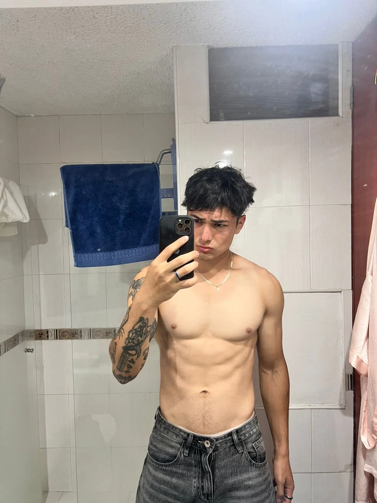 XXX Porn Photo of Nude jimmy_class 3