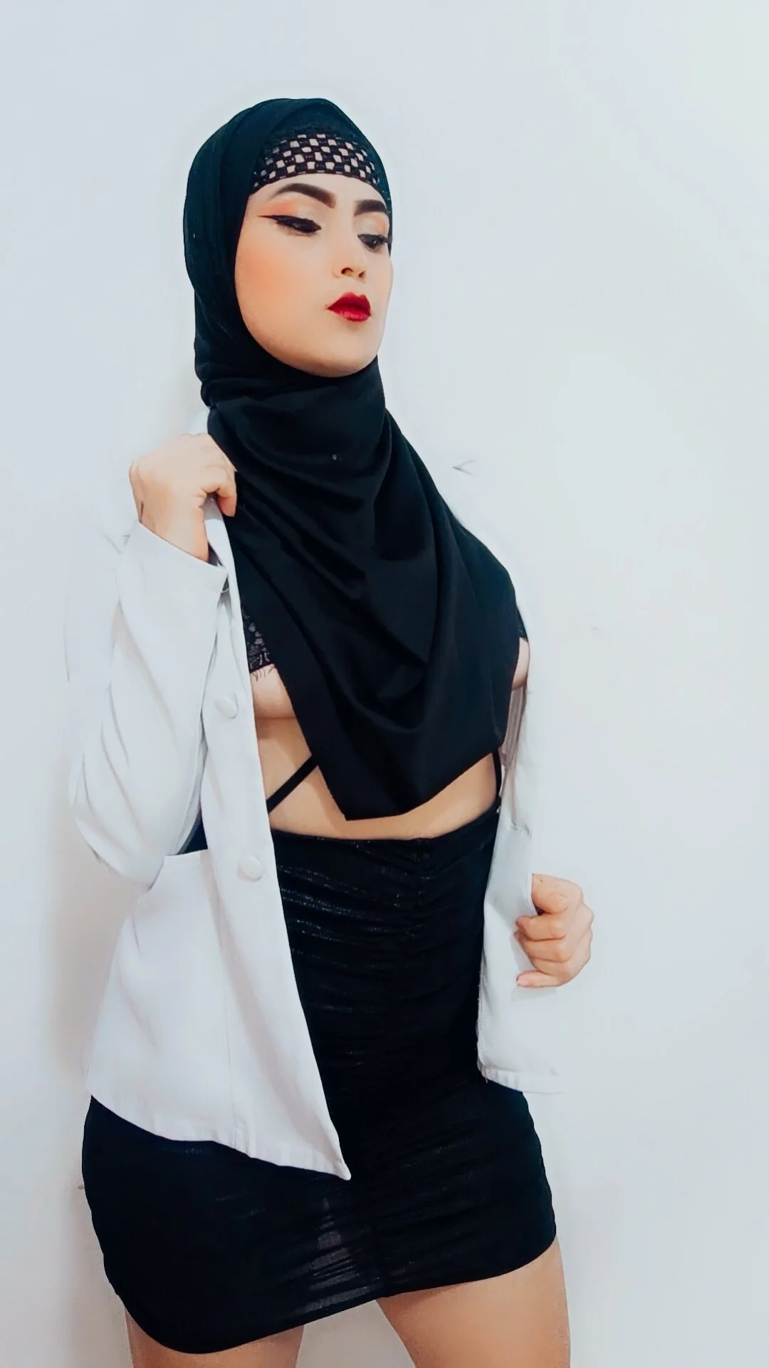 XXX Porn Photo of Nude jamila_zair 80