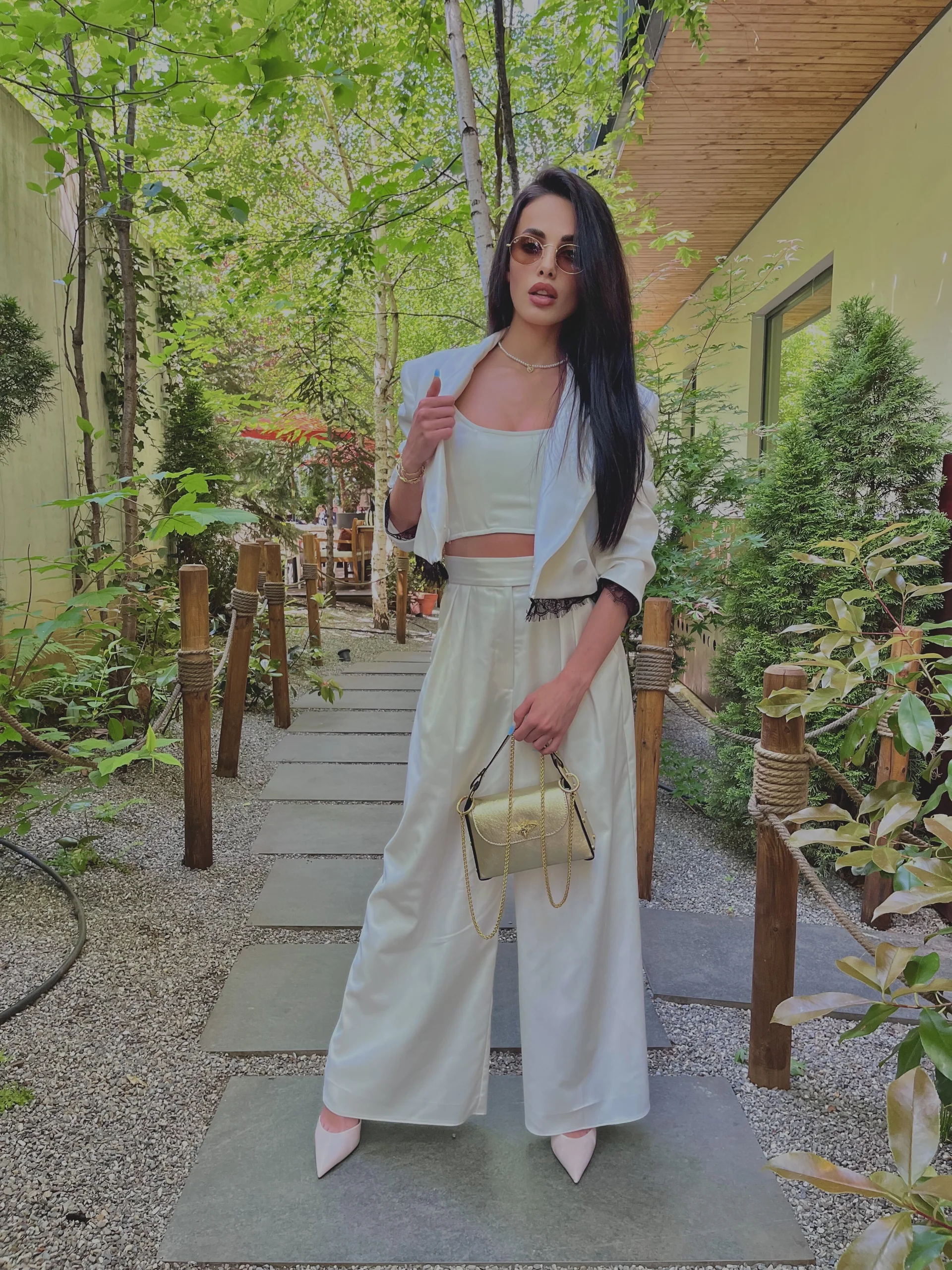 XXX Porn Photo of Nude armina_red 19