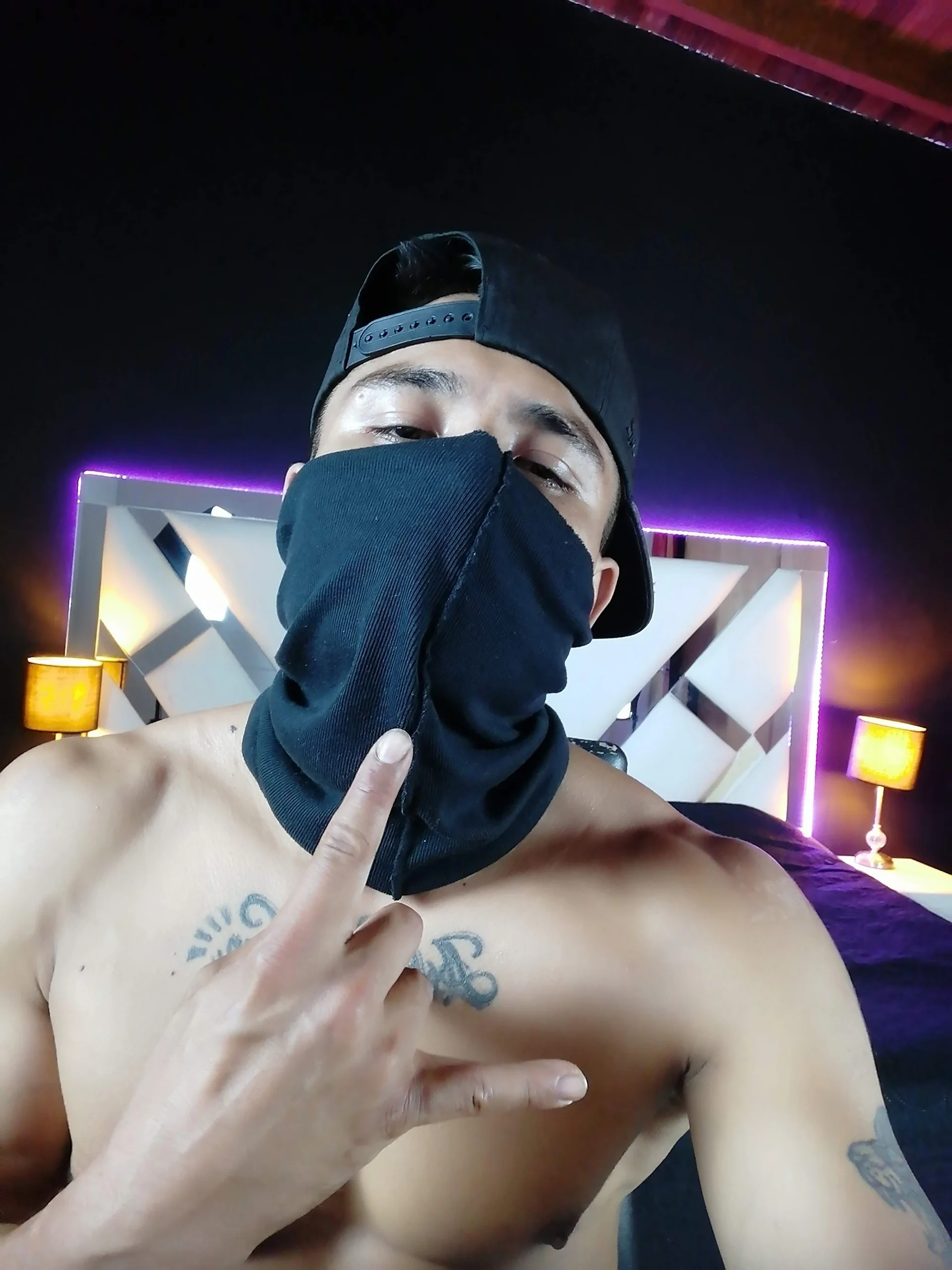 XXX Porn Photo of Nude zeus_7777 11