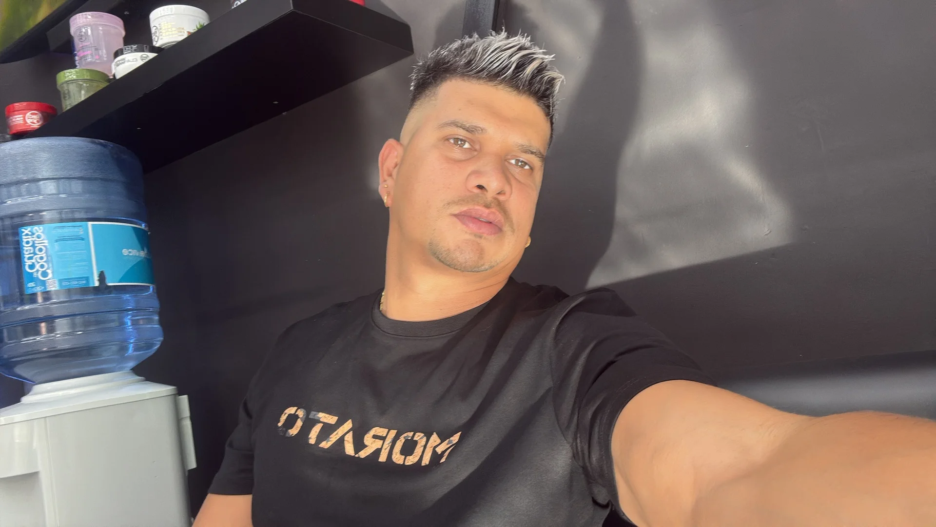 XXX Porn Photo of Nude dariusbasil 2
