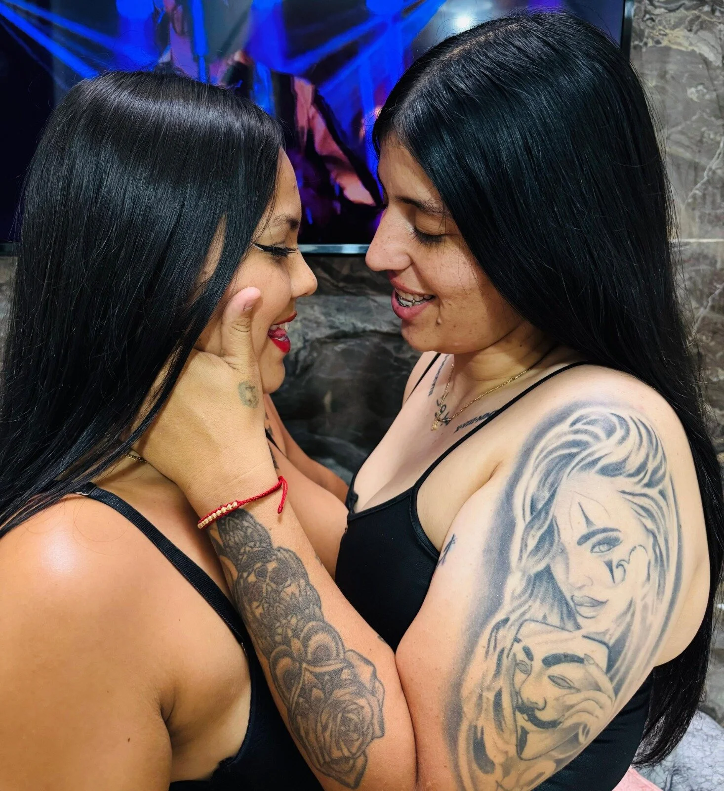 XXX Porn Photo of Nude LunaANDMaria 1