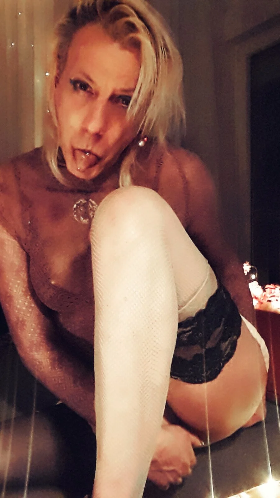 XXX Porn Photo of Nude LadyCrossSuza 38