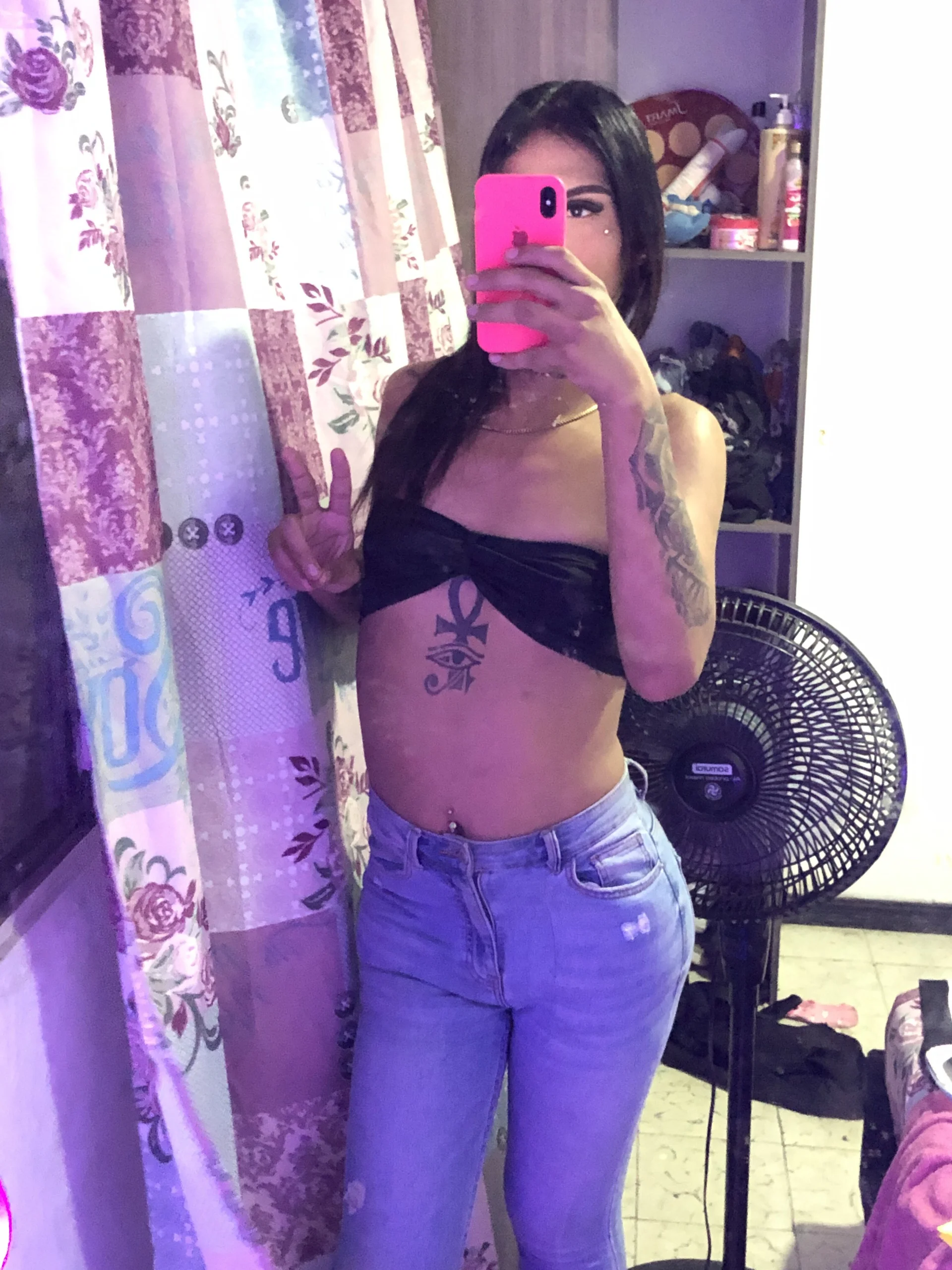 XXX Porn Photo of Nude goddess_dirty_hotts 3