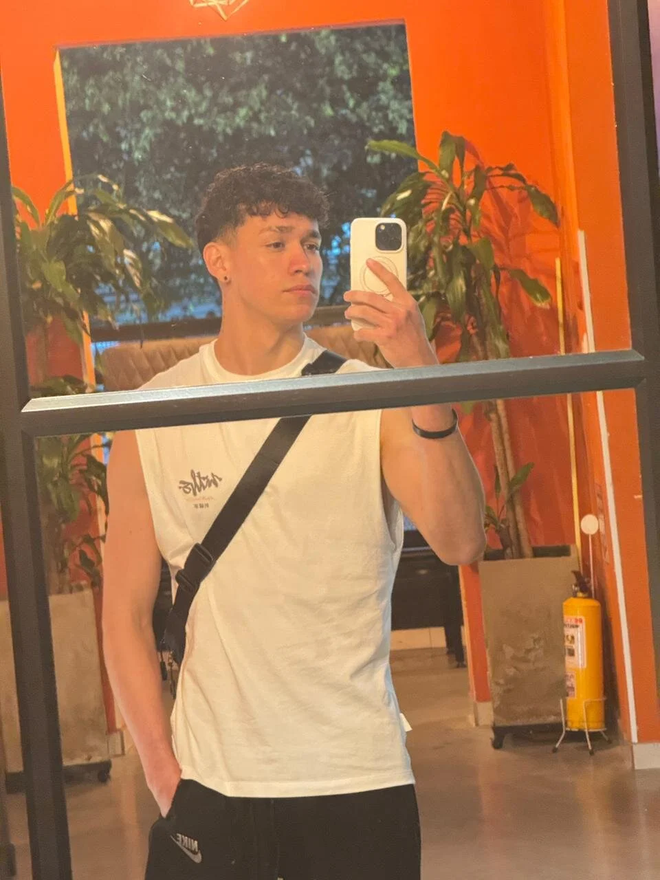 XXX Porn Photo of Nude Luke_Muscle 32