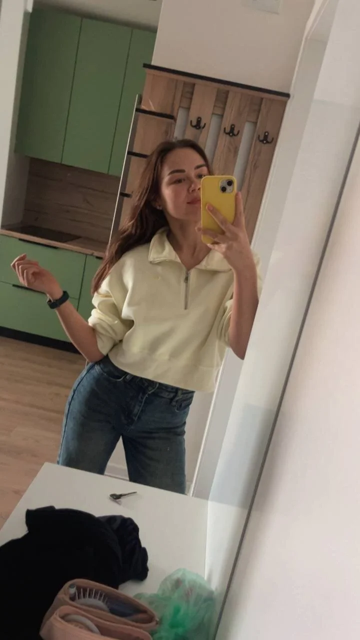 XXX Porn Photo of Nude MikiSavelli 4